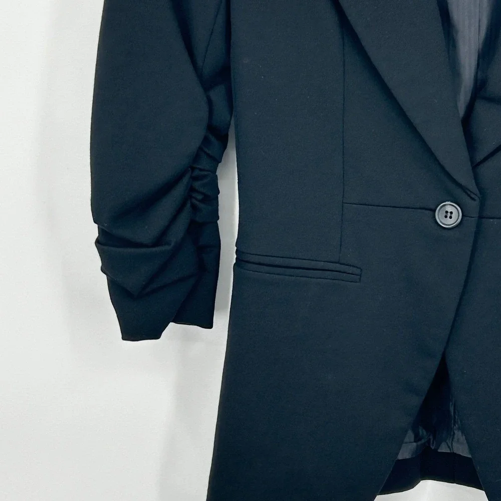 Elizabeth and James Blazer Women Size 0 Black Ruched 3/4 Sleeve‎ Tailored Chic
